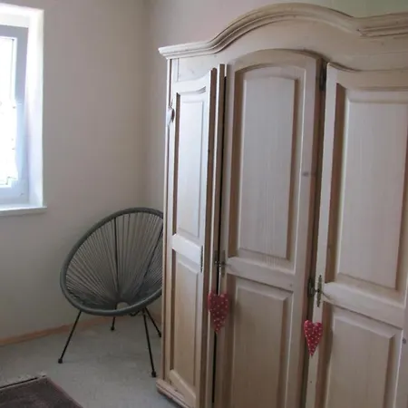 Homestay Cozy Airport Guesthouse: Twin With Shared Bath